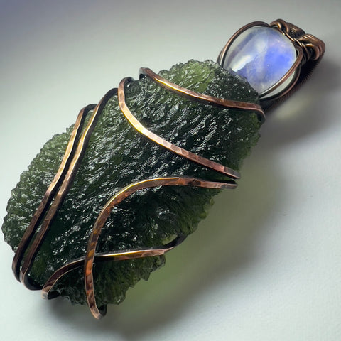 Antique Copper Wrapped Chlum Moldavite &amp; Moonstone Pendant – 9.5g