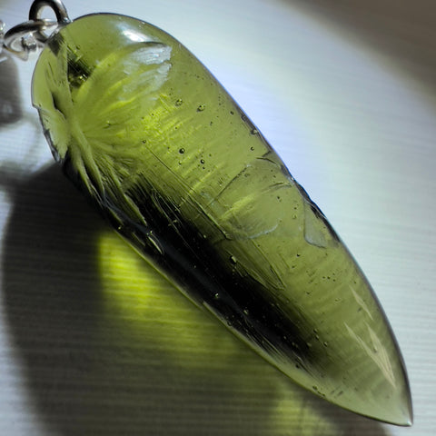 Moldavite Pendulum 2.5g, Butterfly Motif.