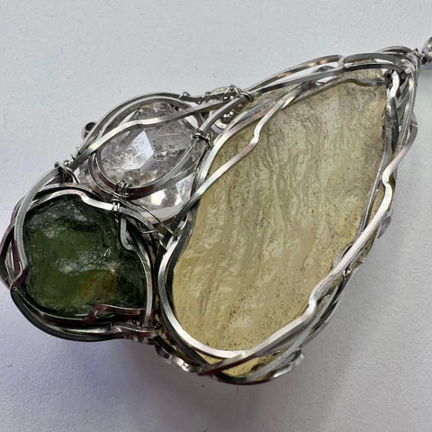 Moldavite, Herkimer & LDG Pendant | 1.48g | Vrabce