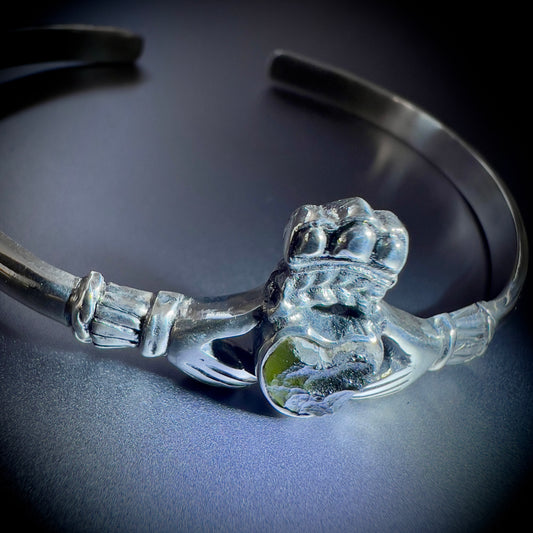 Sterling Silver Claddagh Bracelet | 0.30g | Chlum