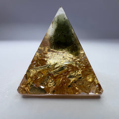 Moldavite Orgone Generator Pyramid – 20mm