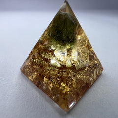 Moldavite Orgone Generator Pyramid – 20mm