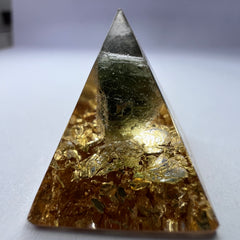 Moldavite Orgone Generator Pyramid – 20mm