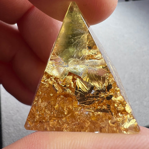 Moldavite & 24ct Gold orgone generator pyramid. 20mm.
