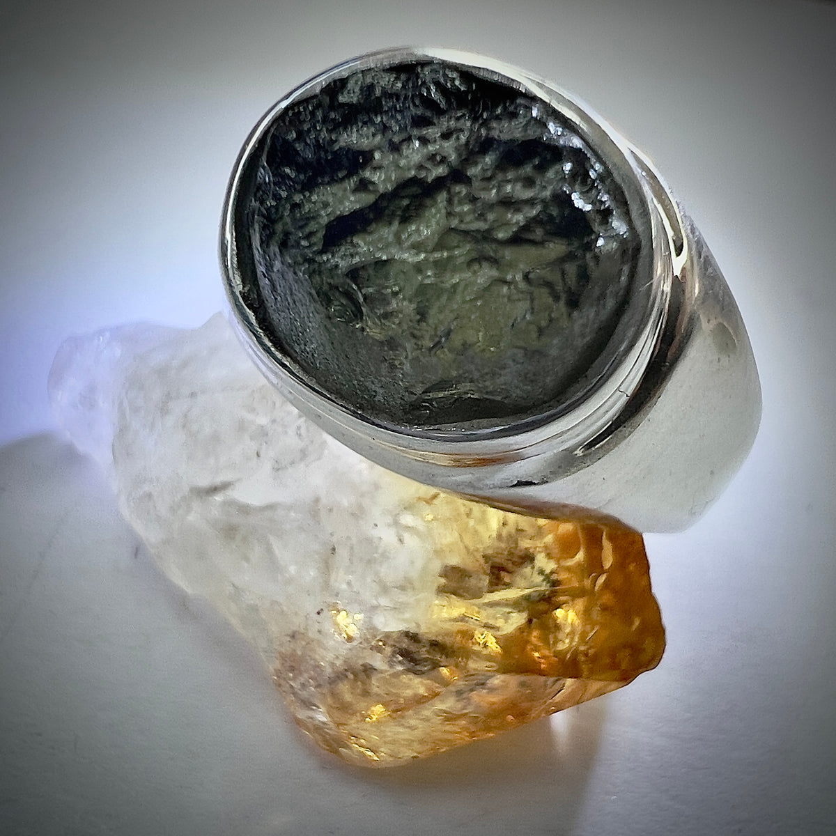 Sterling Silver Signet Ring Moldavite | 0.95g | Marouskovo Pole