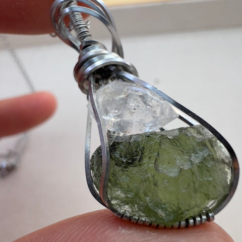 Wire Wrapped Necklace with Herkimer Diamond | 1.3g | Chlum