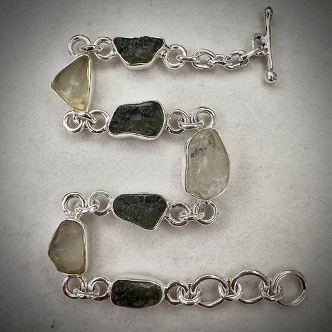 Handcrafted Sterling Silver Link Bracelet with Moldavite, Herkimer Diamond & LDG| 2.4g | Chlum