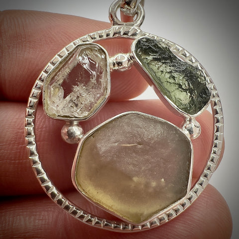 Sterling Silver Circular Pendant with Moldavite, Herkimer Diamond & LDG | 0.8g | Chlum