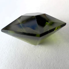 Exquisite faceted Moldavite "Pentagon"
