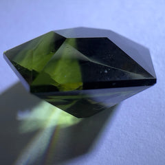 Exquisite faceted Moldavite "Pentagon"