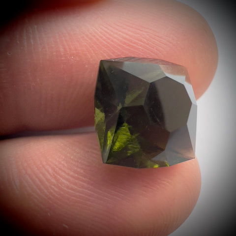 Exquisite faceted Moldavite "Quadril"