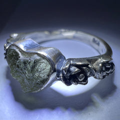 Heart & Floral Motif Sterling Silver Moldavite Ring – Size 6.5 (N)