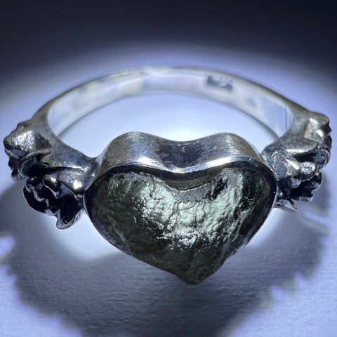 Heart & Floral Motif Sterling Silver Moldavite Ring – Size 6.5 (N)