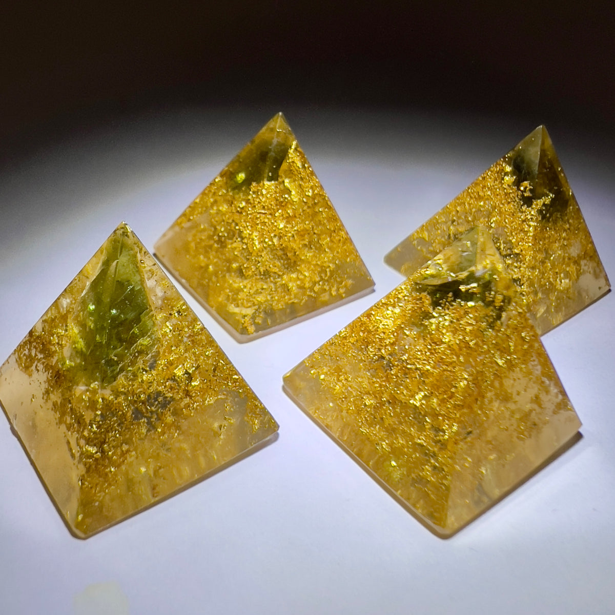 Moldavite & 24ct Gold orgone generator pyramid - 20mm