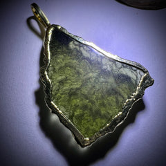 Moldavite Pendant – 2.05g Electroformed, Gold Plated.