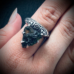 Claw Silver Ring - Slightly Adjustable Size 8 3/4 (R)