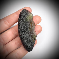 Majestic Moldavite Specimen – 20.13g, Marouškový Pole