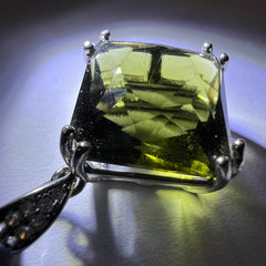 10.22ct Faceted Moldavite pendant in sterling silver.