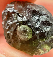 3.5g Moldavite, inner air bubble.