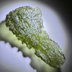 4.9g Maly Chlum Moldavite