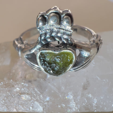 Sterling Silver Moldavite Claddagh Ring - Size 9 Open | Chlum