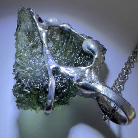 Moldavite Necklace 2.6g Maly Chlum