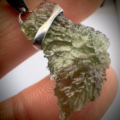 Moldavite Necklace 1.6g Maly Chlum