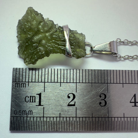 Moldavite Necklace 1.6g Maly Chlum