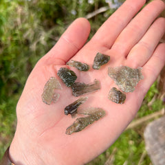 10g Moldavite pieces (9pcs)