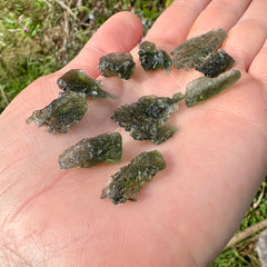 10.58g Moldavite pieces (10pcs)