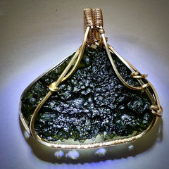 12.93g Gold/Moldavite pendant