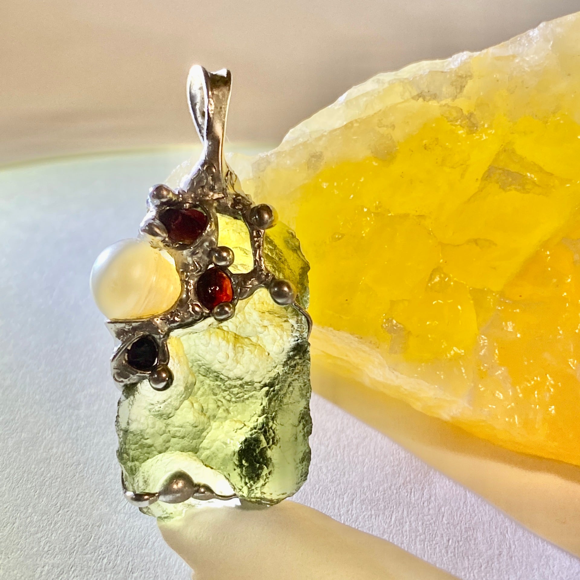 2.7g Moldavite Pendant with Czech Garnet and River Pearl