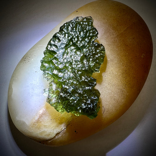 4.89g Moldavite