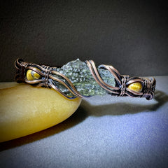 1.2g Moldavite & Tigers Eye Copper Bracelet