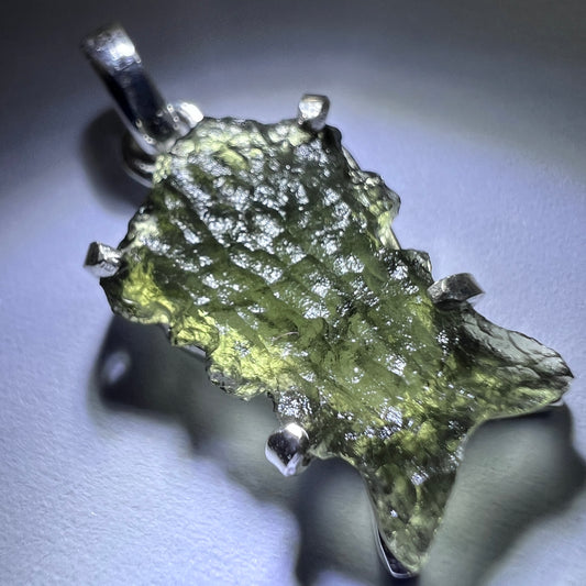 1.0g Moldavite/Silver pendant