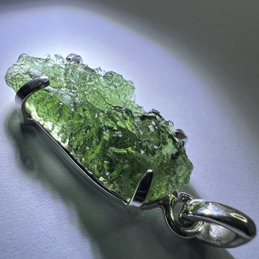 2.27g Moldavite/Silver pendant