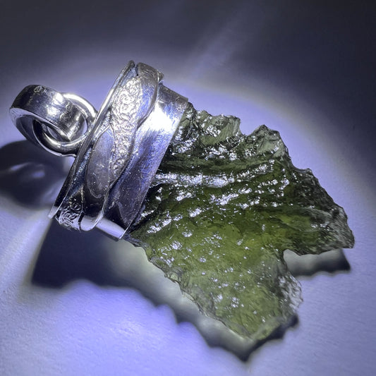 Moldavite silver pendant 2.54g