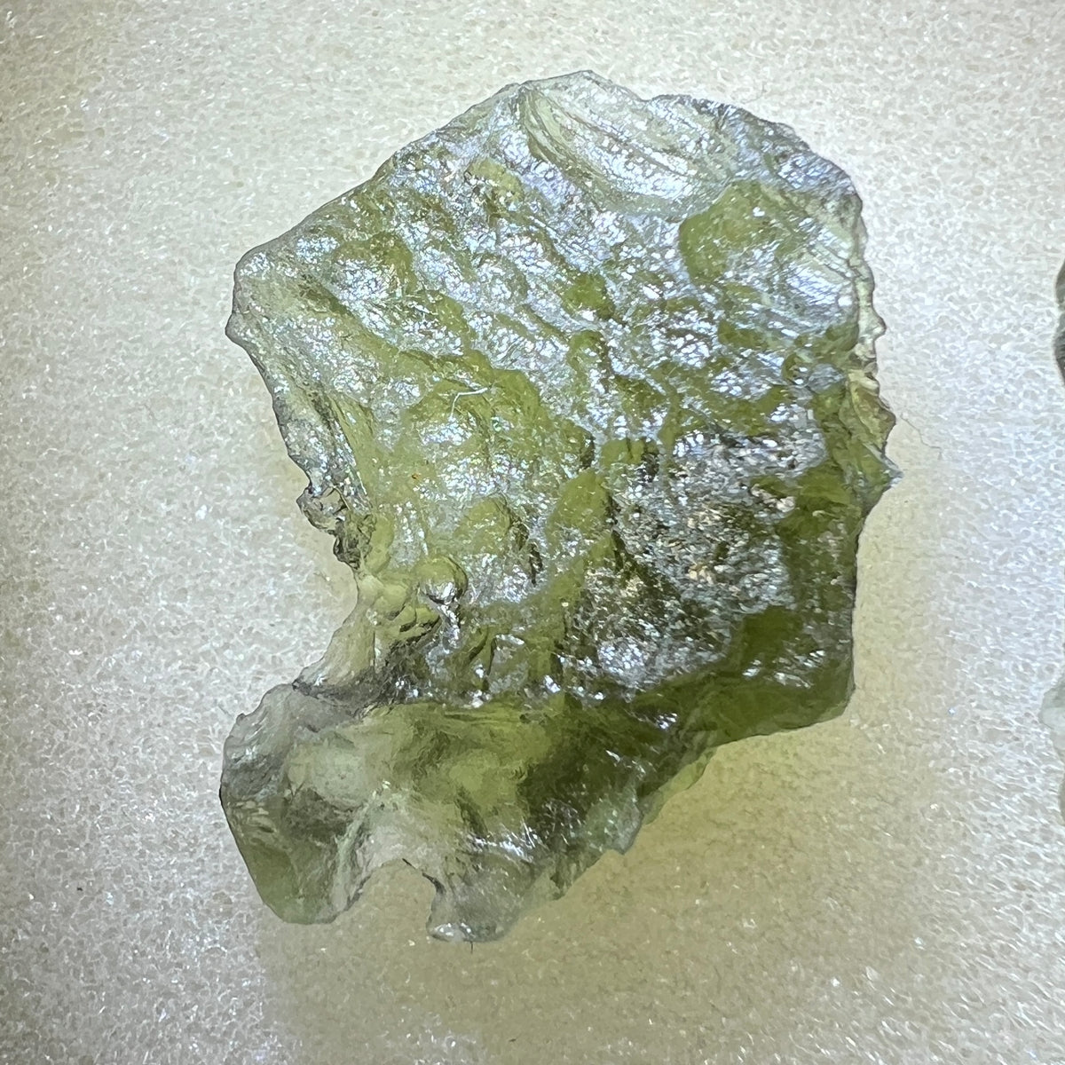 1.9g Moldavite