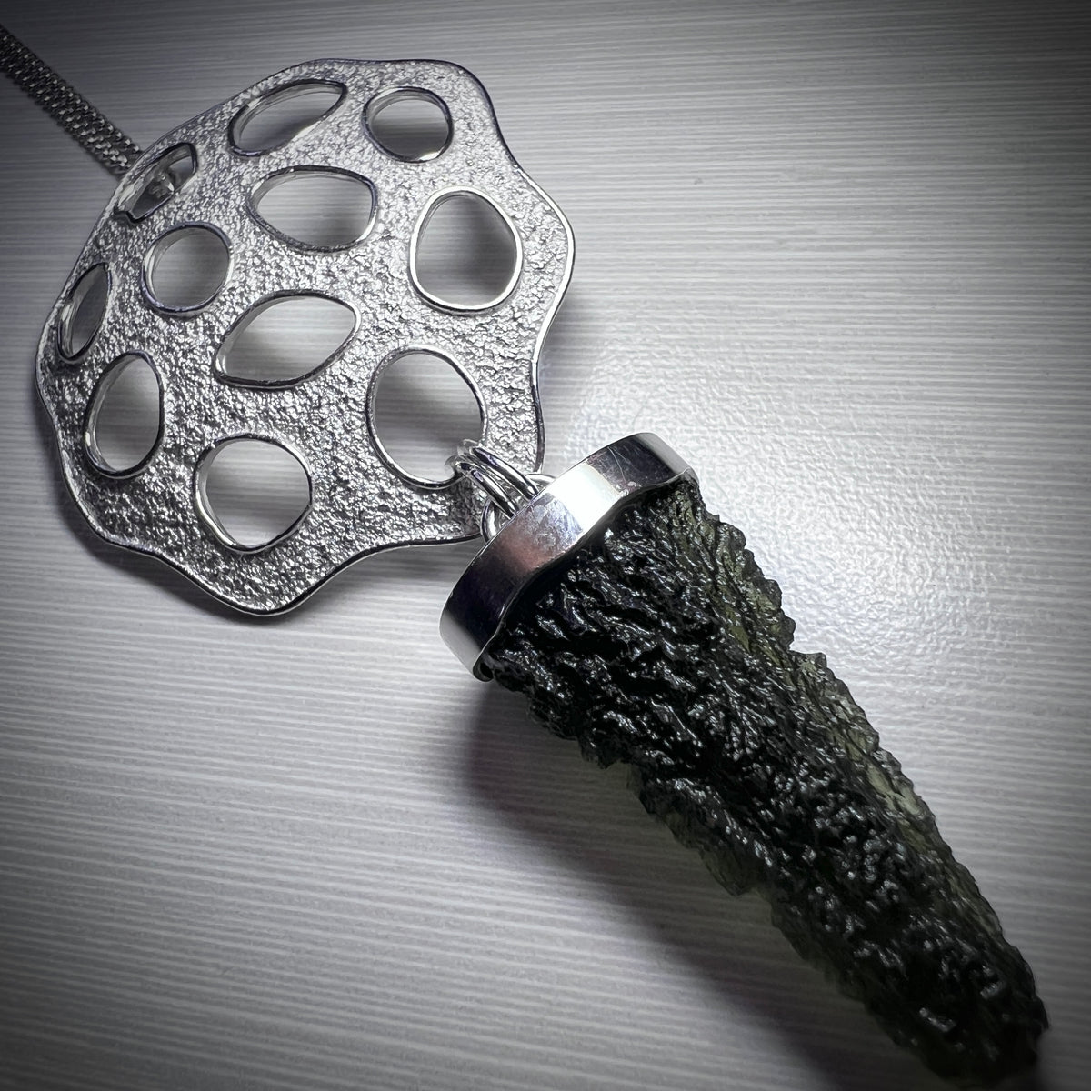 3.98g Chlum Drop Moldavite/Silver Pendant