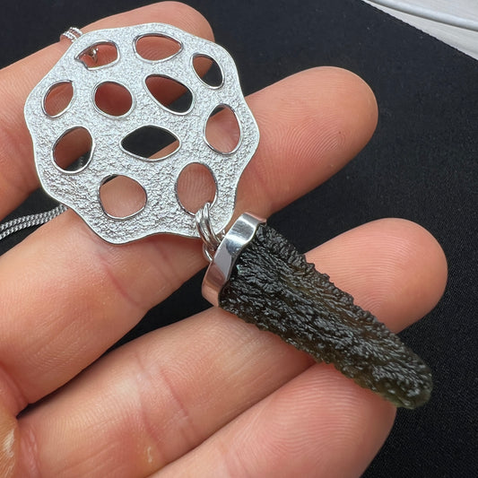 3.98g Chlum Drop Moldavite/Silver Pendant