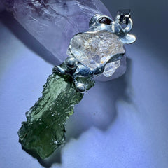 Triple Stone Harmony Pendant – Czech Garnet, Hyalite & Moldavite (Lead-Free Pewter)