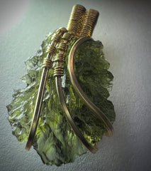 2.2g Chlum Moldavite Pendant– 14k Gold