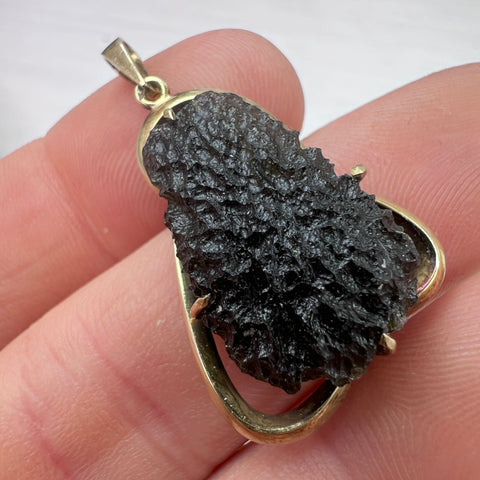 Elegant Gold/Moldavite Pendant - Solid 14k Gold.