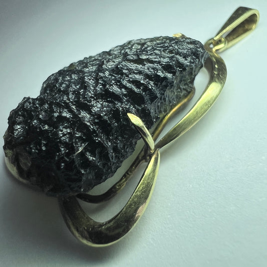 Elegant Gold/Moldavite Pendant - Solid 14k Gold.