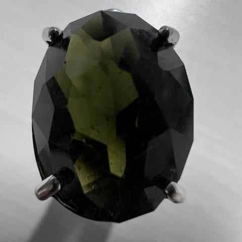 Exquisite Oval-Cut Faceted Moldavite Pendant — 6.99 ct