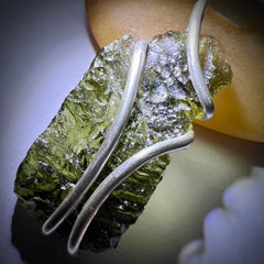 8.1g Moldavite Angel Chime Silver Pendant
