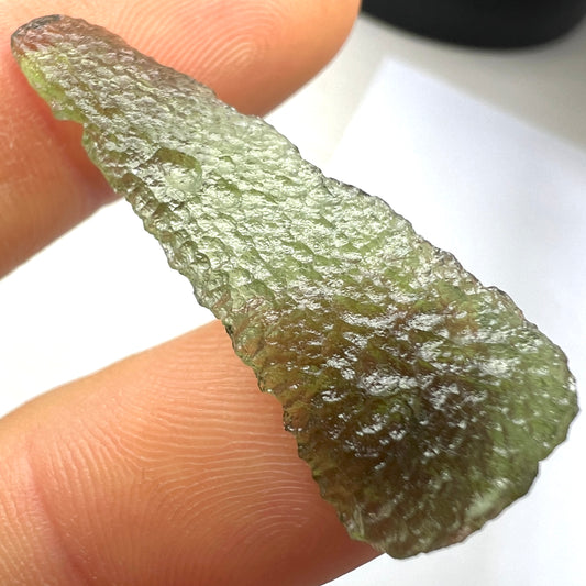 2.5g Chlum Moldavite