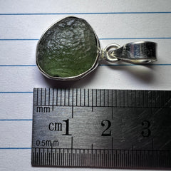 Moldavite Silver pendant, 3.65g