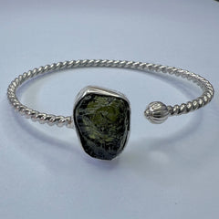 Elegant Moldavite Silver Cuff Bracelet 2.6g