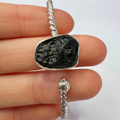 Elegant Moldavite Silver Cuff Bracelet 2.6g